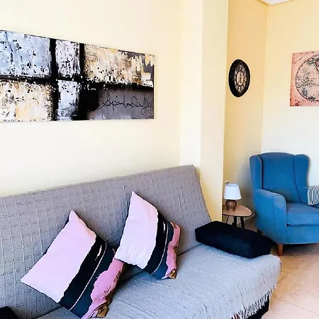 Apartamento Sol Y Mar 300m Al Playa شقة *